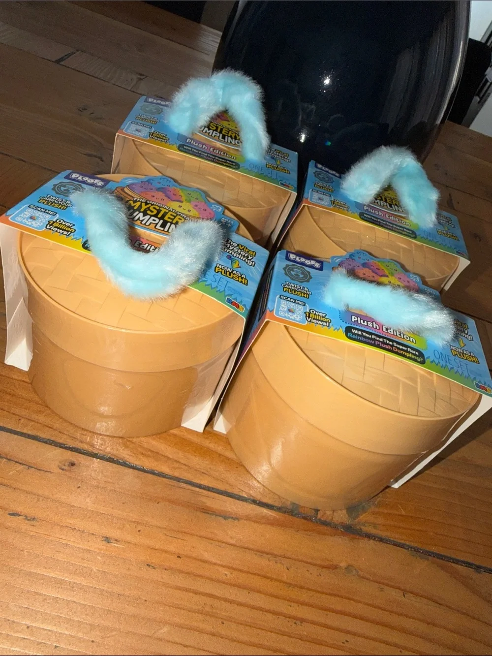 FOUR 4 RMS Rainbow PLUSH Edition Surprise Dumplings..Twist and Carry All Sealed
